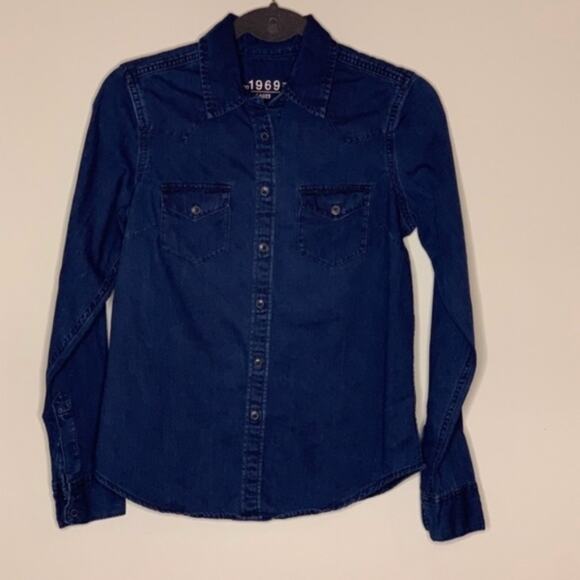 Gap Dark Wash Denim Classic Western Shirt Size XS - Picture 2 of 6